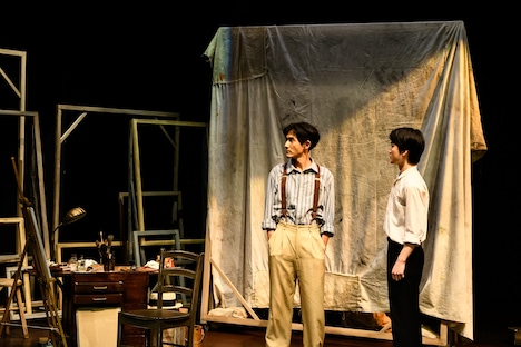 タカハ劇団「帰還の虹」より。（撮影：塚田史香）