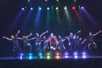 つかこうへい戦後80年に問う 革命ミュージカル「新・幕末純情伝」より。（撮影：柏井彰太）