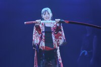 つかこうへい戦後80年に問う 革命ミュージカル「新・幕末純情伝」より。（撮影：柏井彰太）