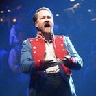 「レ・ミゼラブル」ワールドツアー日本に到着!キリアン・ドネリーらが届ける40周年記念ステージ