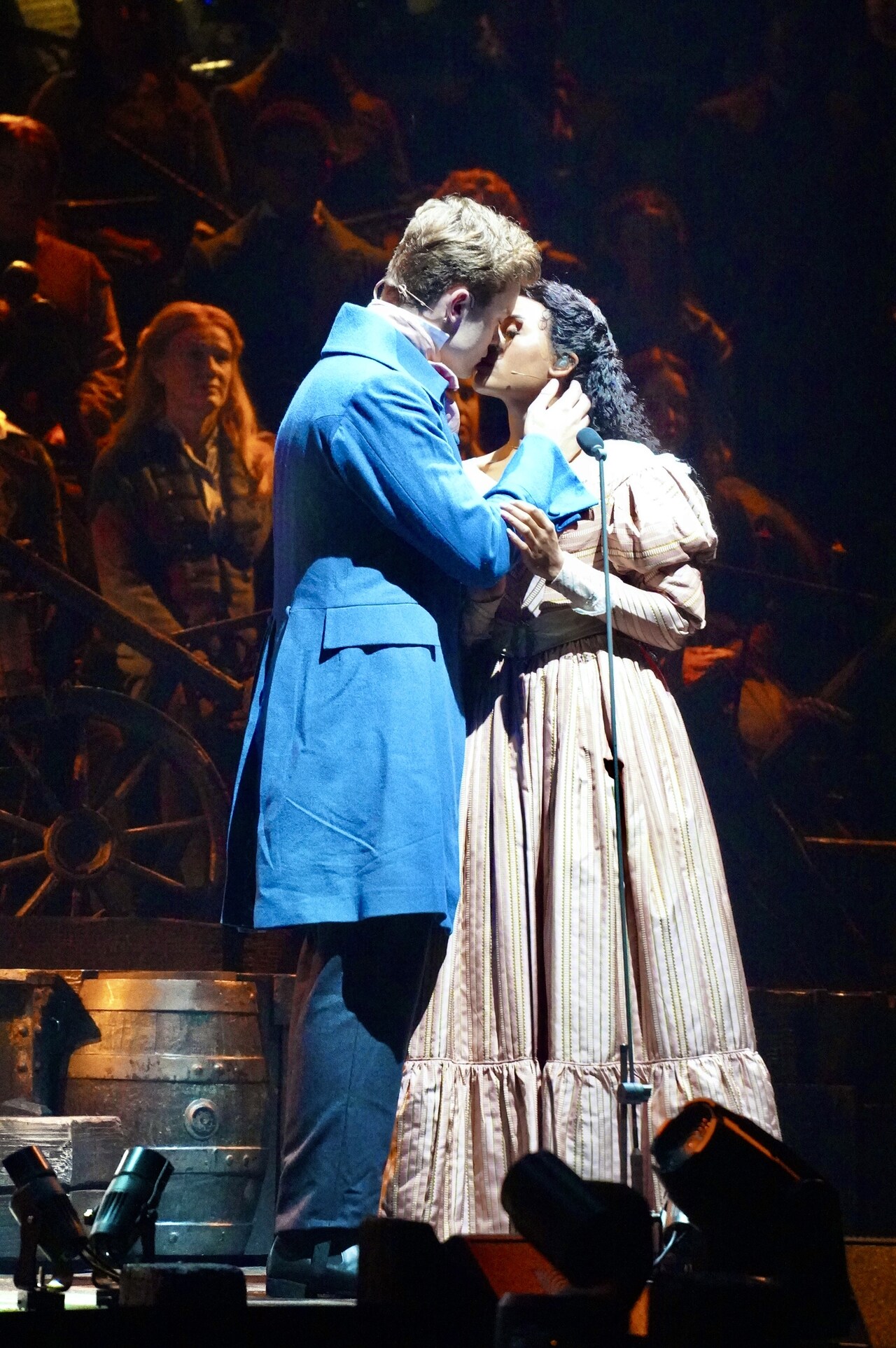 レ・ミゼラブル」ワールドツアー日本に到着！キリアン・ドネリーらが