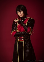 猪野広樹扮する影片みか。