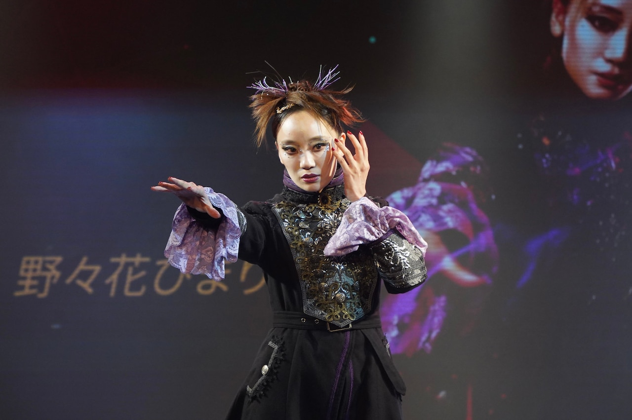 宝塚歌劇花組「レビュー・ファンタスティーク『Sante!!』～最