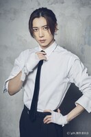 テレビドラマ「gift」より、染谷俊之扮する夏目奏のビジュアル。