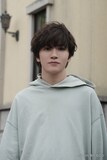 テレビドラマ「gift」より、小西成弥扮する布施未尋のビジュアル。