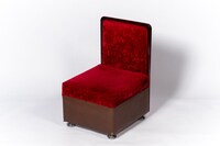 「帝劇 Legacy Collection」で販売される喫茶チェア。