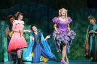 日生劇場ファミリーフェスティヴァル 2025「NHKみんなのうたミュージカル『リトル・ゾンビガール』～ノノとショウと秘密の森～」公開舞台稽古より。（写真提供：日生劇場）