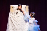 音楽劇「くるみ割り人形外伝」より。（Photo by Masayo）