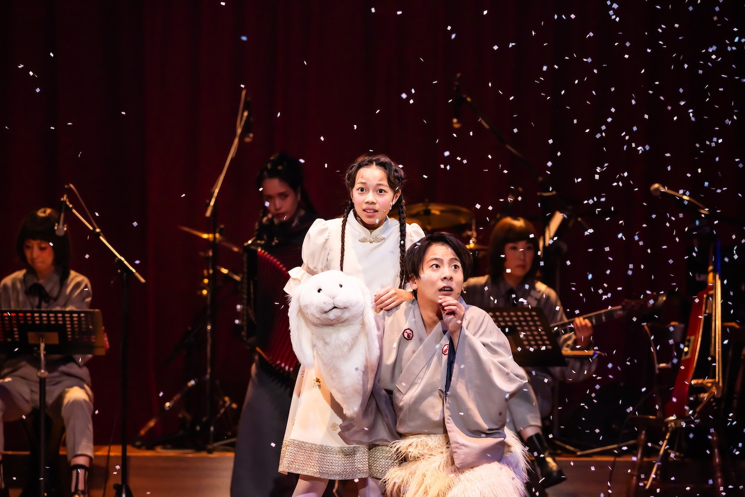 音楽劇「くるみ割り人形外伝」より。（Photo by Masayo）