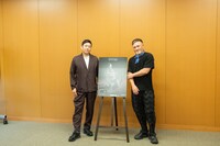 左から名和晃平、ダミアン・ジャレ。