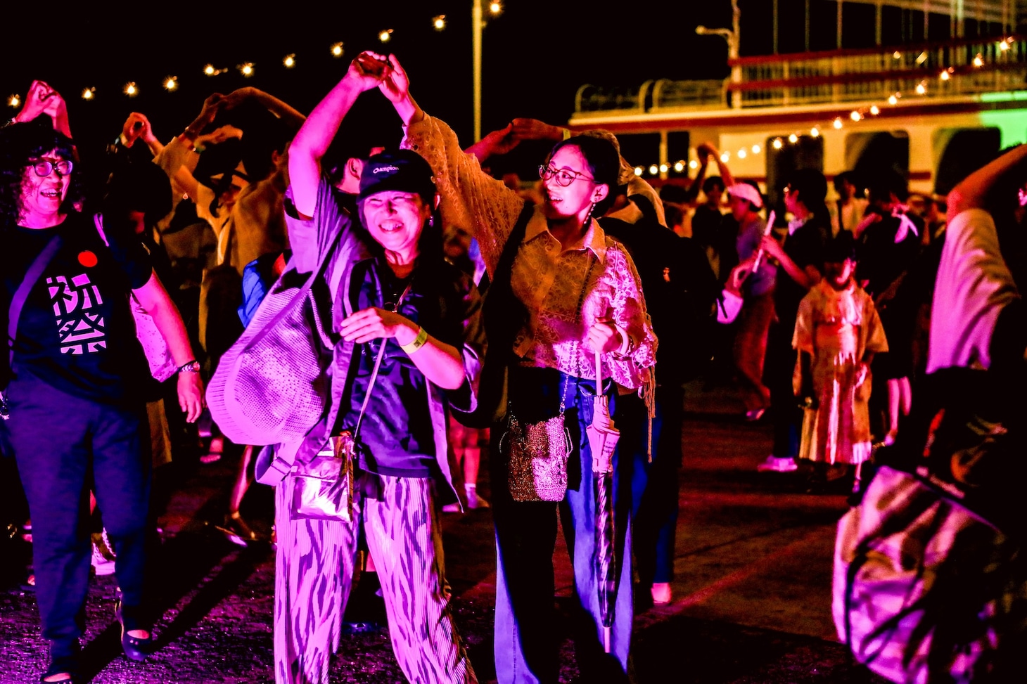 瀬戸内国際芸術祭2025参加作品 きゅうかくうしお「素晴らしい偶然をむすんで」瀬戸内国際芸術祭2025 2日目の様子。（Photo: Shintaro Miyawaki）