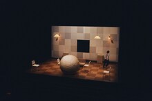 劇団papercraft 第12回公演「旧体」より。（撮影：中川達也）