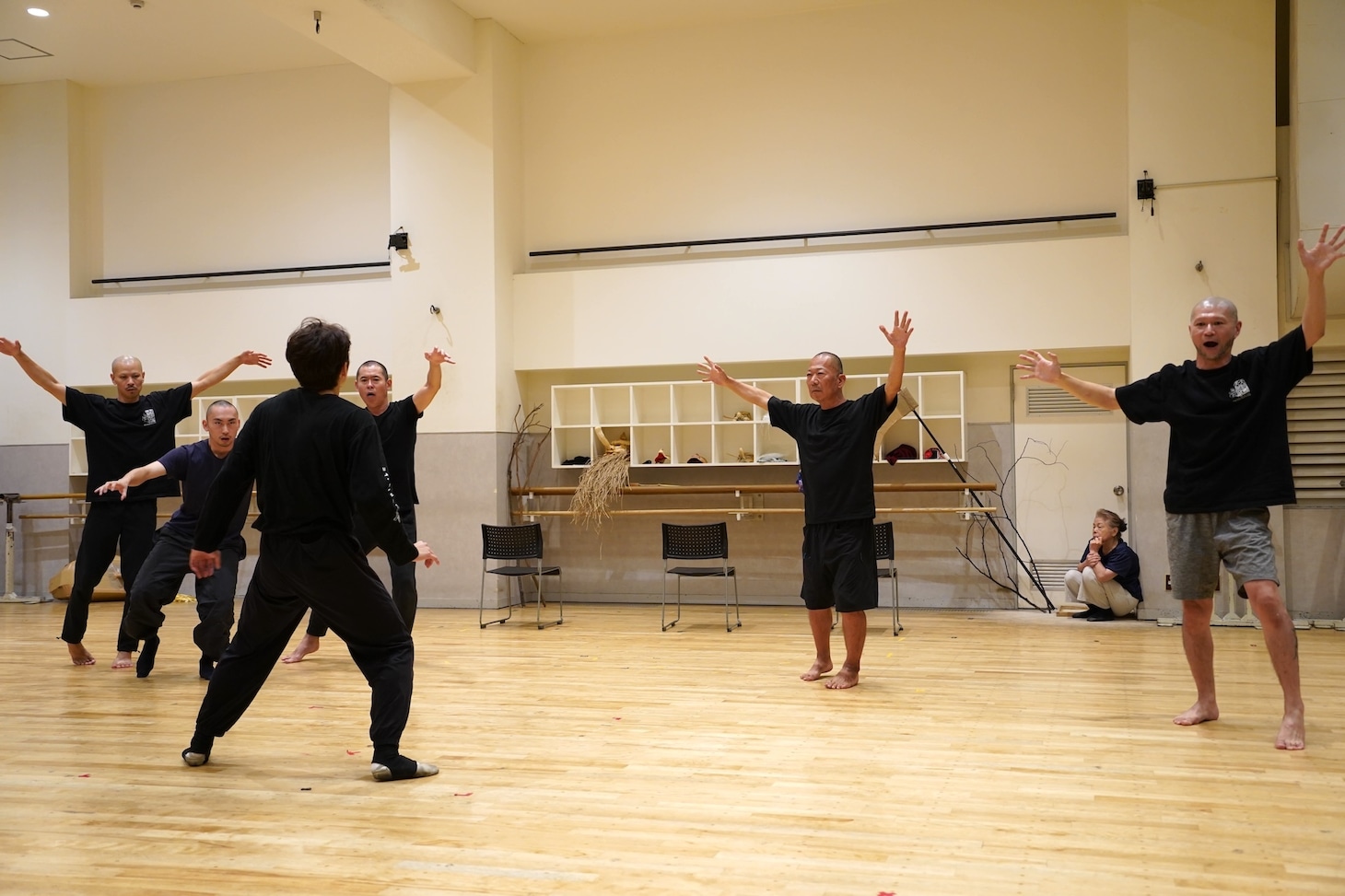 Orchardシリーズ K-BALLET Opto「踊る。遠野物語」公開リハーサルの様子。