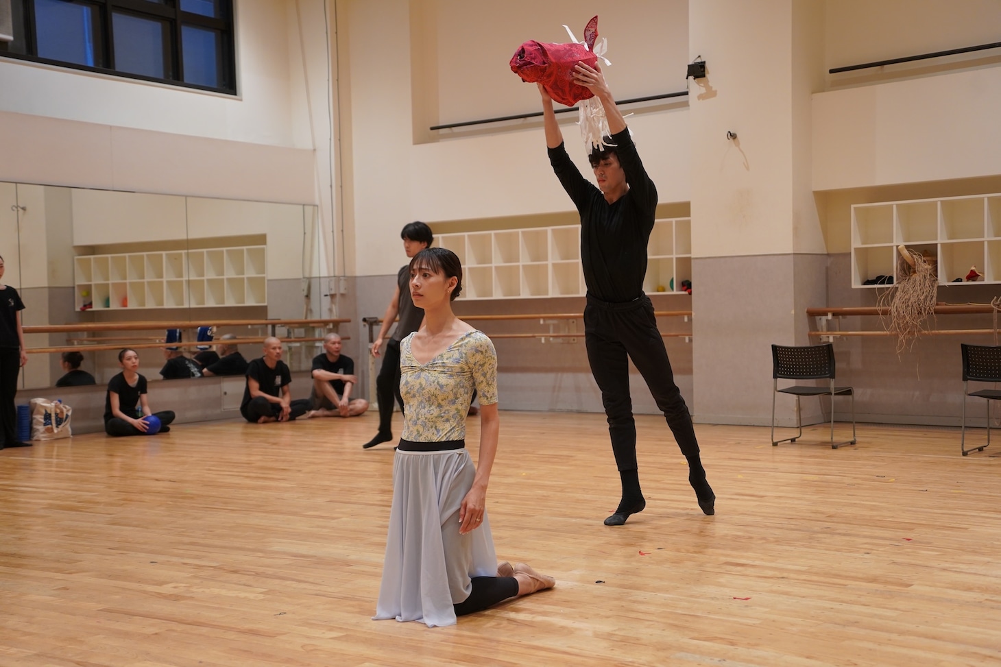 Orchardシリーズ K-BALLET Opto「踊る。遠野物語」公開リハーサルの様子。