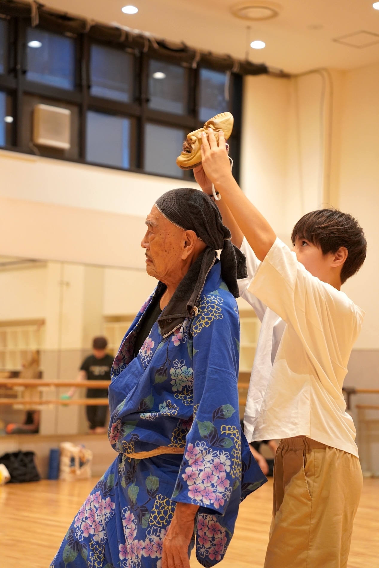 Orchardシリーズ K-BALLET Opto「踊る。遠野物語」公開リハーサルの様子。