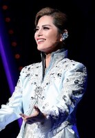 朝美絢©宝塚歌劇 ©宝塚クリエイティブアーツ