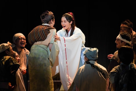 坊っちゃん劇場 第18作ミュージカル「新・鶴姫伝説～鎧に白い花を～」より。