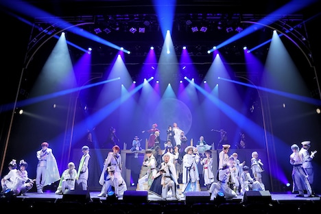 「舞台『魔法使いの約束』きみに花を、空に魔法を 前編」より。