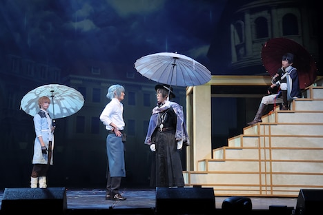 「舞台『魔法使いの約束』きみに花を、空に魔法を 前編」より。