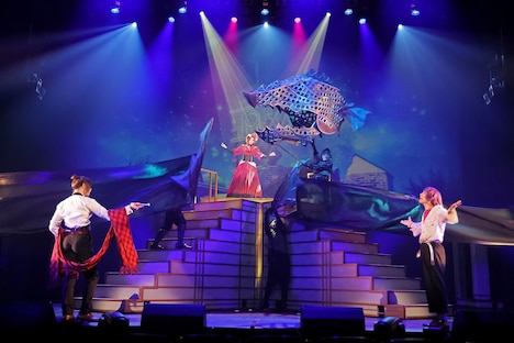 「舞台『魔法使いの約束』きみに花を、空に魔法を 前編」より。