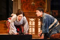 こまつ座 第155回公演「きらめく星座」より。（撮影：山本聡子）