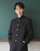 津山晄士朗のビジュアル。