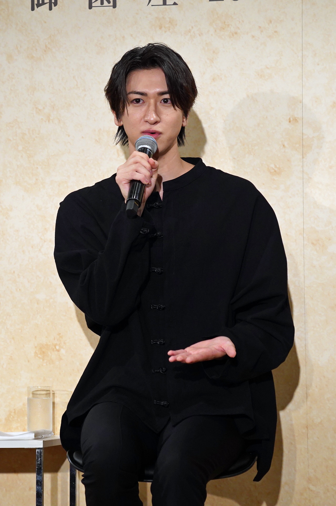 柚香光は“試練との向き合い方”を尊敬、ミュージカル「十二国記」製作会見