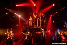 劇団おぼんろ 第26回本公演「ラルスコット・ギグの動物園」より。