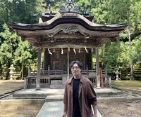 BS-TBS「美しい日本に出会う旅」飯田洋輔出演回の様子。