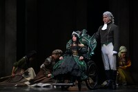 「ミュージカル『黒執事』～緑の魔女と人狼の森～」より。