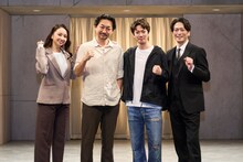 舞台「炎の風景」囲み取材より。左から小宮有紗、波岡一喜、辰巳雄大、須賀貴匡。