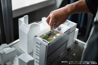 「シアターウォーク／A Walk in Theater」より。