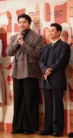 左から井口理、矢本悠馬。
