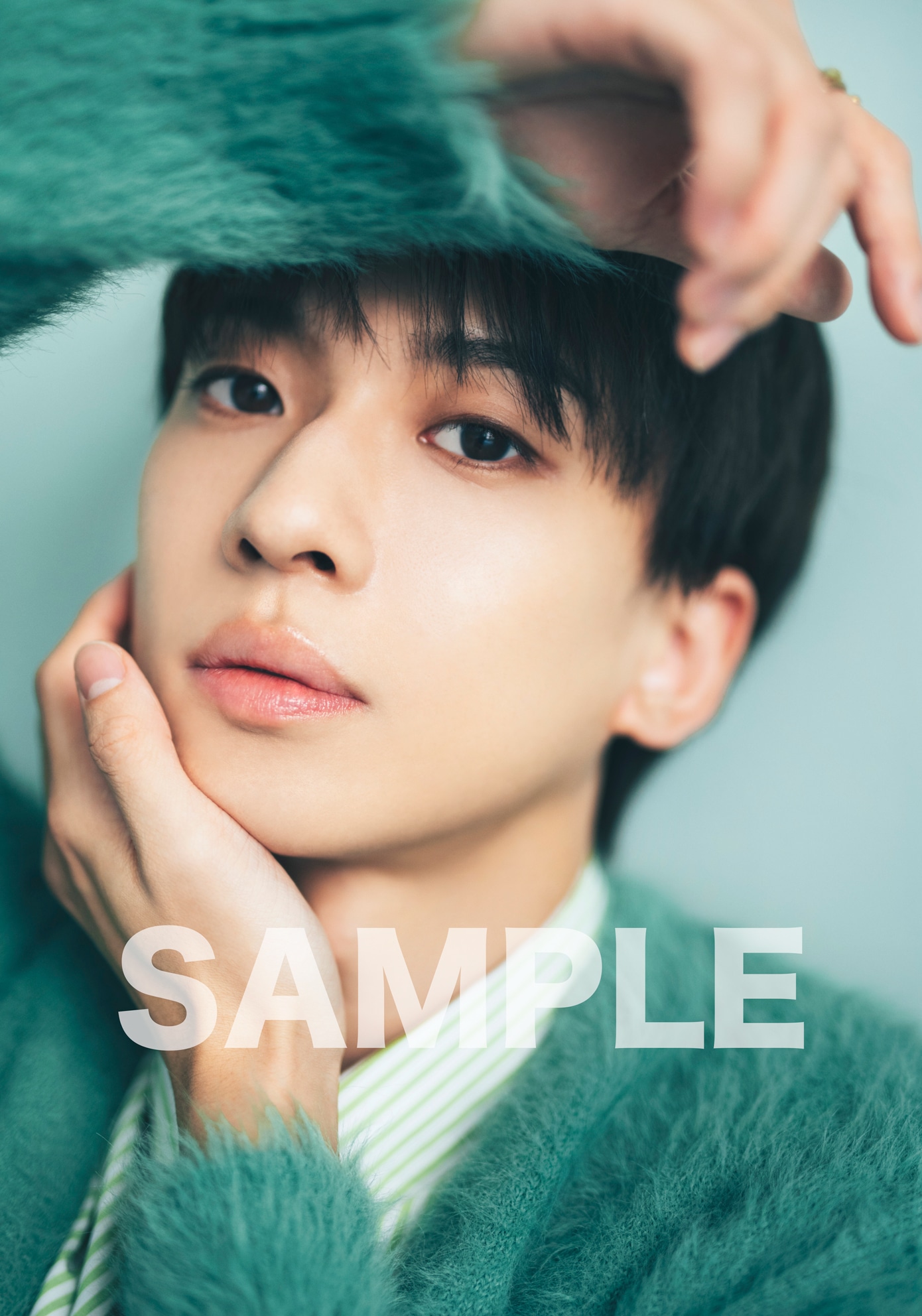 「吉高志音オフィシャルカレンダー2026」購入特典（HMV&BOOKS online、HMV店舗、ローソン店頭Loppi）©SDP