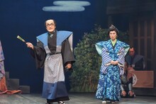 2025年劇団☆新感線 45周年興行・秋冬公演 チャンピオンまつり いのうえ歌舞伎「爆烈忠臣蔵～桜吹雪 THUNDERSTRUCK」より。（撮影：田中亜紀）