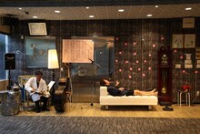 ハイドロブラスト「ケアと演技」大阪公演より。（撮影：江里口暁子）