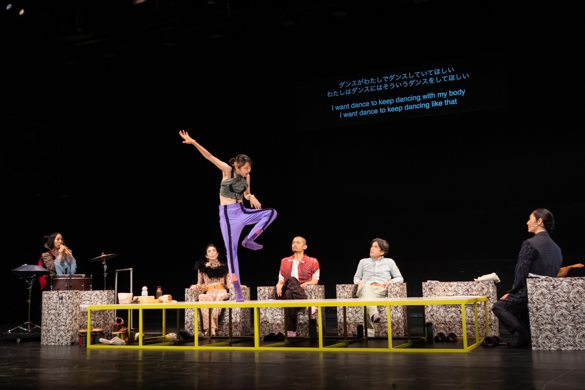 ダンス兼演劇作品「ダンスの審査員のダンス」ゲネプロより。（提供：愛知県芸術劇場 ©︎HATORI Naoshi）　