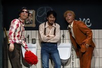 「STAGS and HENS -THE REMIX-」より。（撮影：横田敦史）