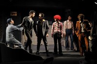 「STAGS and HENS -THE REMIX-」より。（撮影：横田敦史）