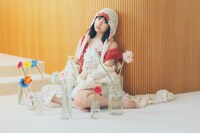 「石田亜佑美カレンダー2026」イメージカット