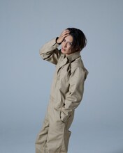 灰男役の武子直輝。