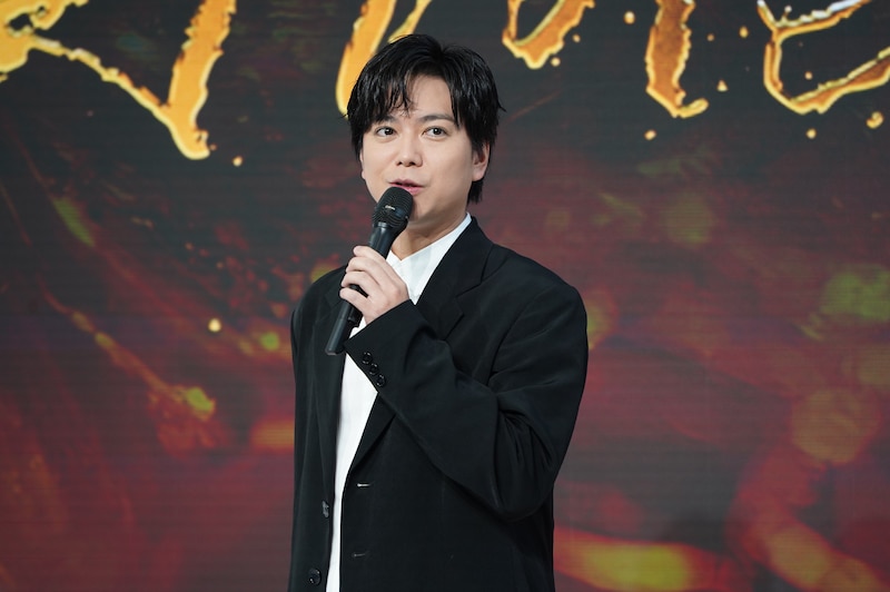 東京ドリームパークのコンテンツ説明会より、プロデュース作品について語る加藤シゲアキ。