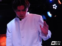 コメディアス 第8回公演「紙を共に刷りぬ」より。