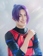 菊池修司扮する御影玲王。