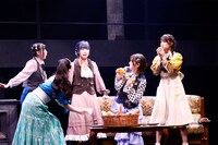 ミュージカル「星の導く夜に」より。（撮影：鈴木健太）