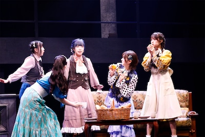 ミュージカル「星の導く夜に」より。（撮影：鈴木健太）