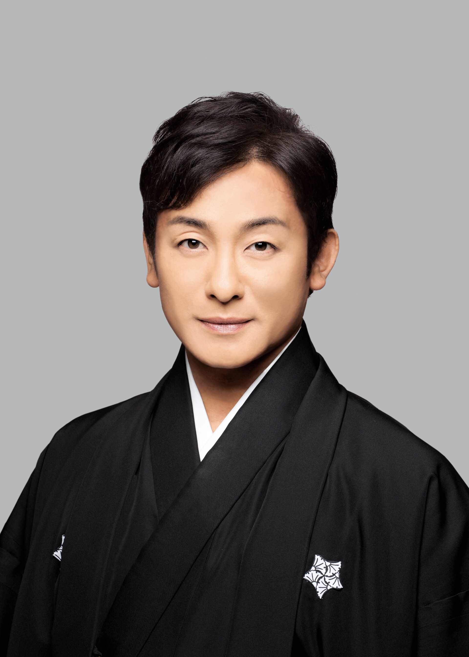 片岡愛之助がエスコンフィールドHOKKAIDOで初ファーストピッチ、グラウンドで演舞披露も