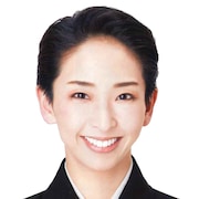 桜木みなと・春乃さくら率いる宝塚歌劇宙組の博多座公演「愛するには短すぎる」
