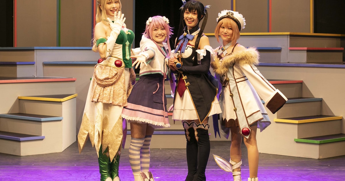 楽しむぞという気持ちで観て!中川梨花ら出演、超次元ミュージカル「ネプテューヌ」幕開け(舞台写真 / コメントあり) - ステージナタリー