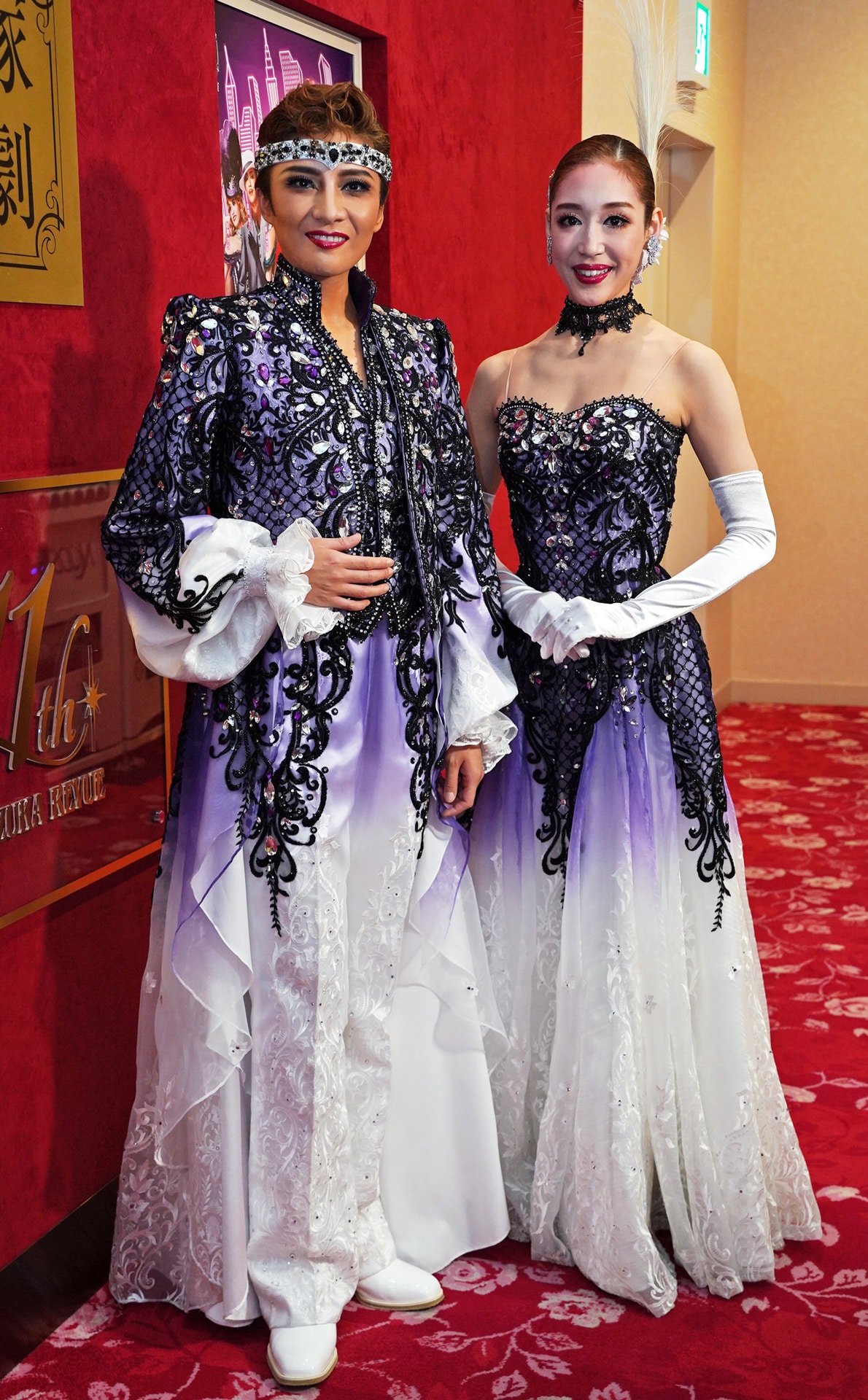 ミュージカル「ロミオ＆ジュリエット」出演者。左上から時計回り